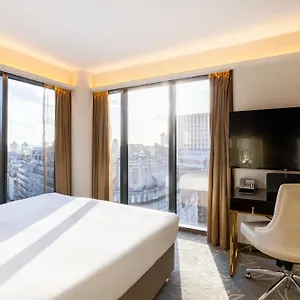 Saint 4* London
